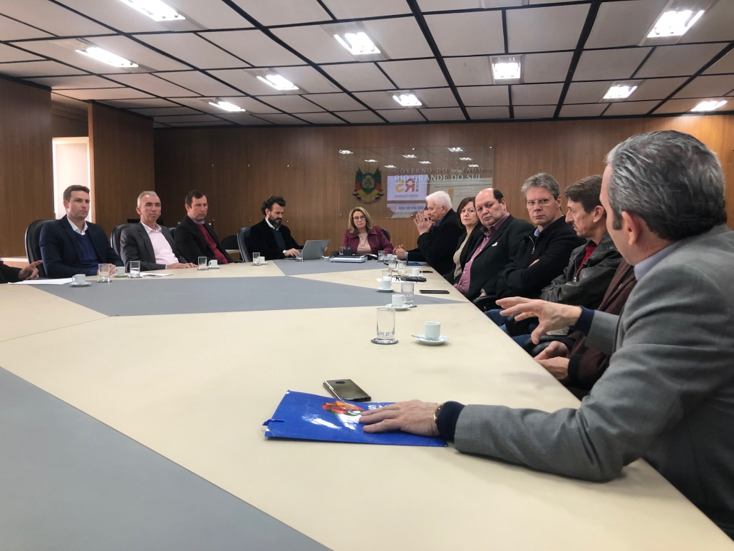Segurança pública: prefeitos participam de reunião no gabinete do vice-governador